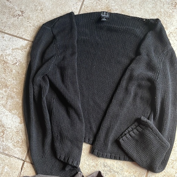 Bundle of 3 sweater tops - Picture 3 of 7